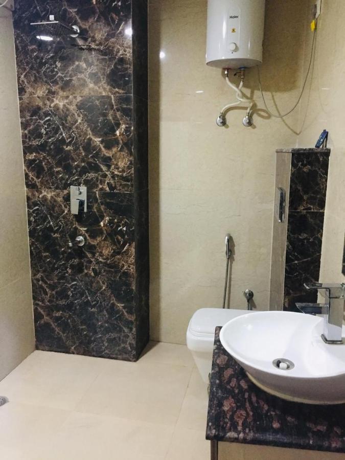 The Magnum Bed and Breakfast New Delhi Exteriör bild
