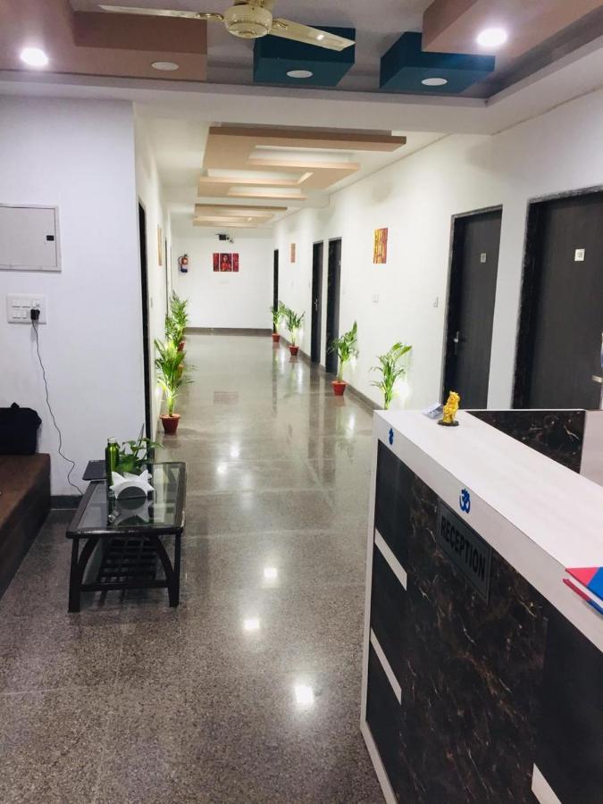 The Magnum Bed and Breakfast New Delhi Exteriör bild